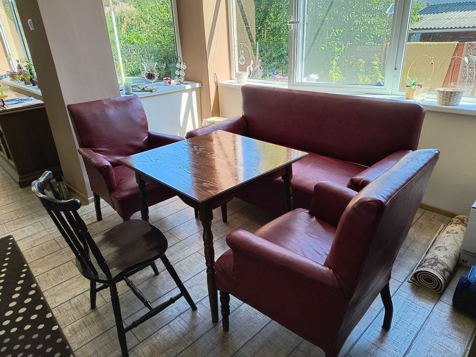 Set clasic hol / sufragerie + 1 masă rotundă lemn masiv
