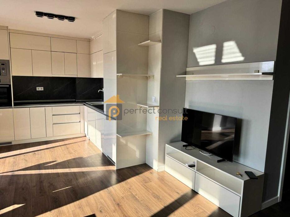 Дава се под наем Тристаен апартамент в Пловдив, Кючук Париж - 108 кв.м за 500 € - Снимка #1