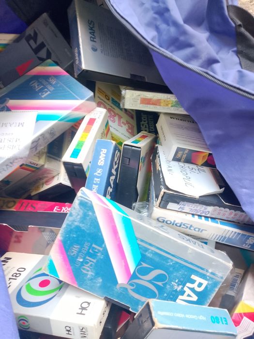 De vânzare casete video stare bună
