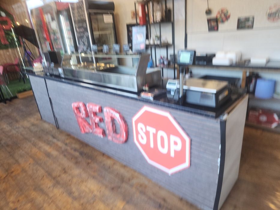 Продава се заведение за бързо хранене