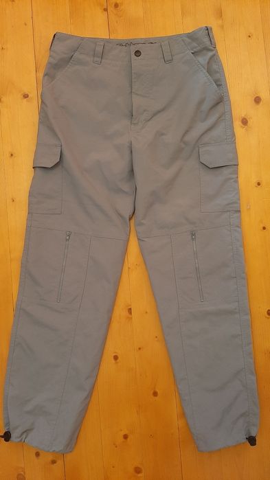 Vand pantaloni impermeabili de drumetii/oraș!