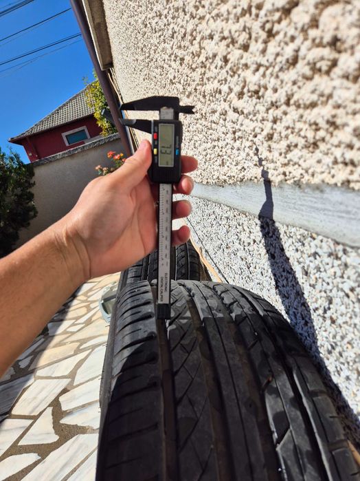 Гуми Hilfy 235/55/17