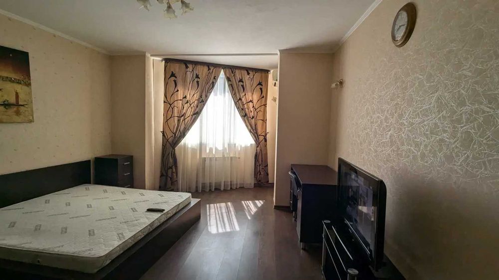 Дава се под наем Двустаен апартамент в София, Зона Б-5 - 68 кв.м за 637.5 € - Снимка #3