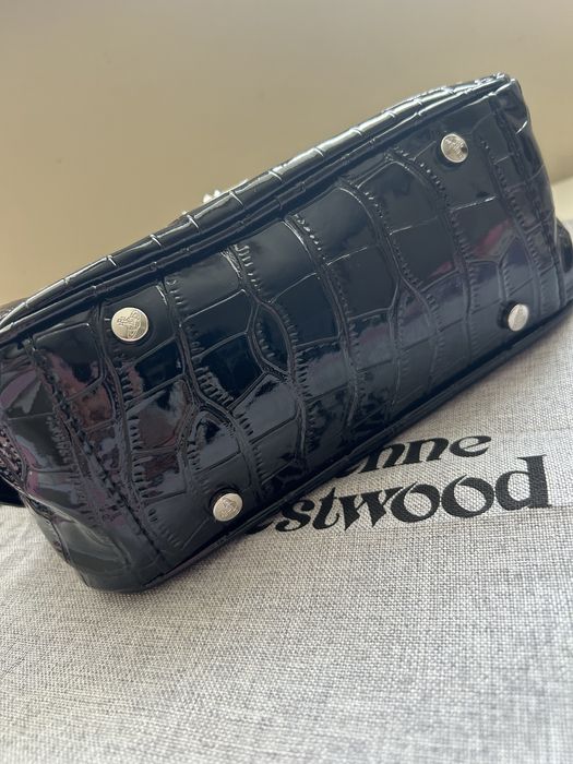 Vivienne Westwood Archive Chain Small shoulder bag / Чанта  през рамо (НОВА)