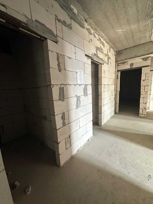 Продается Квартира  Юнусабад,Шахристанское Метро в Новостройке