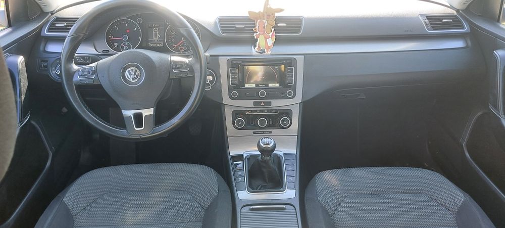 Vw Passat -2012- Motor 2.0 TDI 140 Cp,XENON, Led,Navigație. GERMANIA