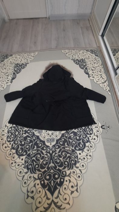 Продается новый куртка