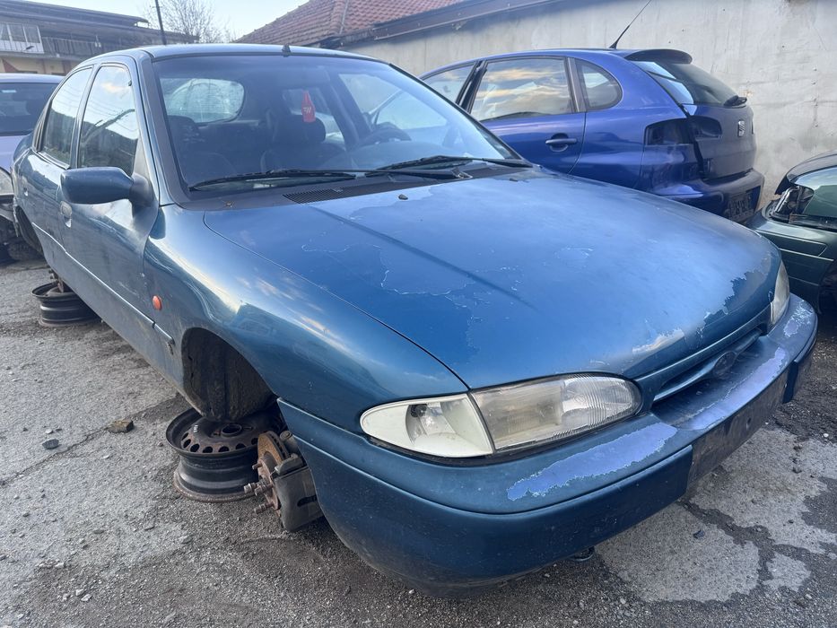 Ford Mondeo 2.0i 16v 136hp 1996г На Части
