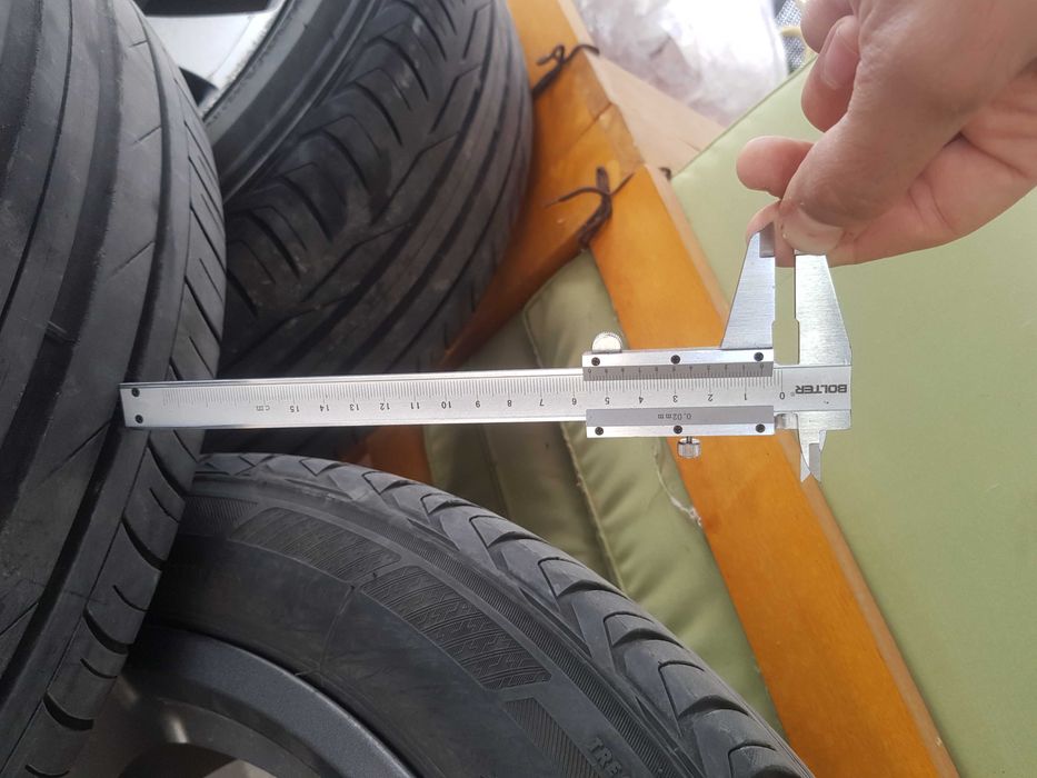 Летни гуми 225 50 18 Bridgestone Turanza T001