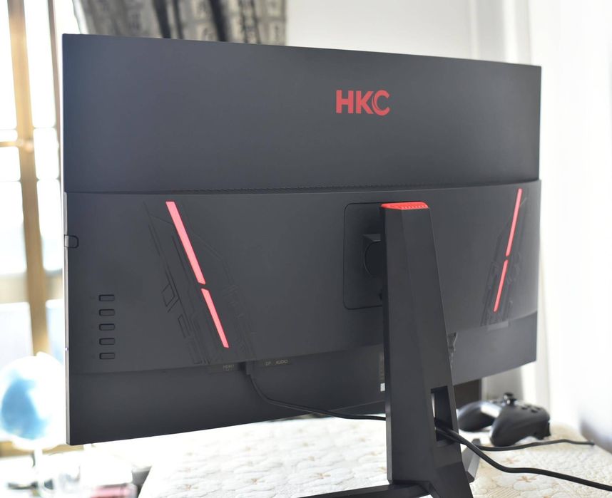 Монитор 240 герц, 32 дюйма HKC