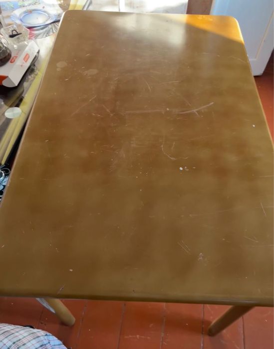 Стол деревянный