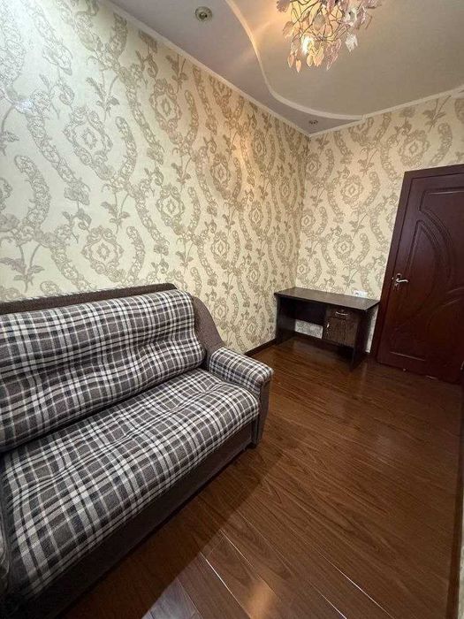 Сдаётся 3к квартира на Айбек метро