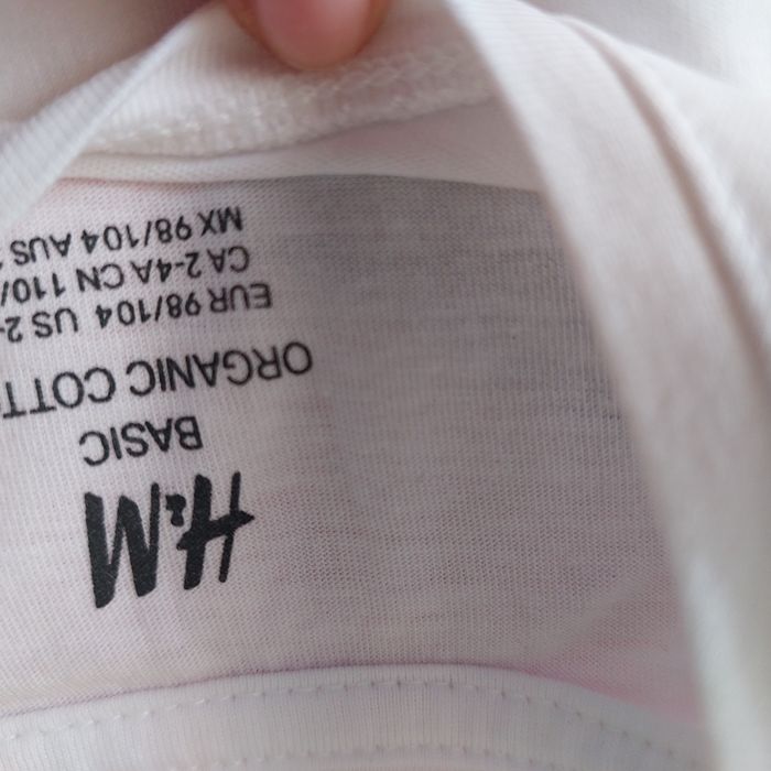 Set tricouri fetita h&m marimea 98-104 noi