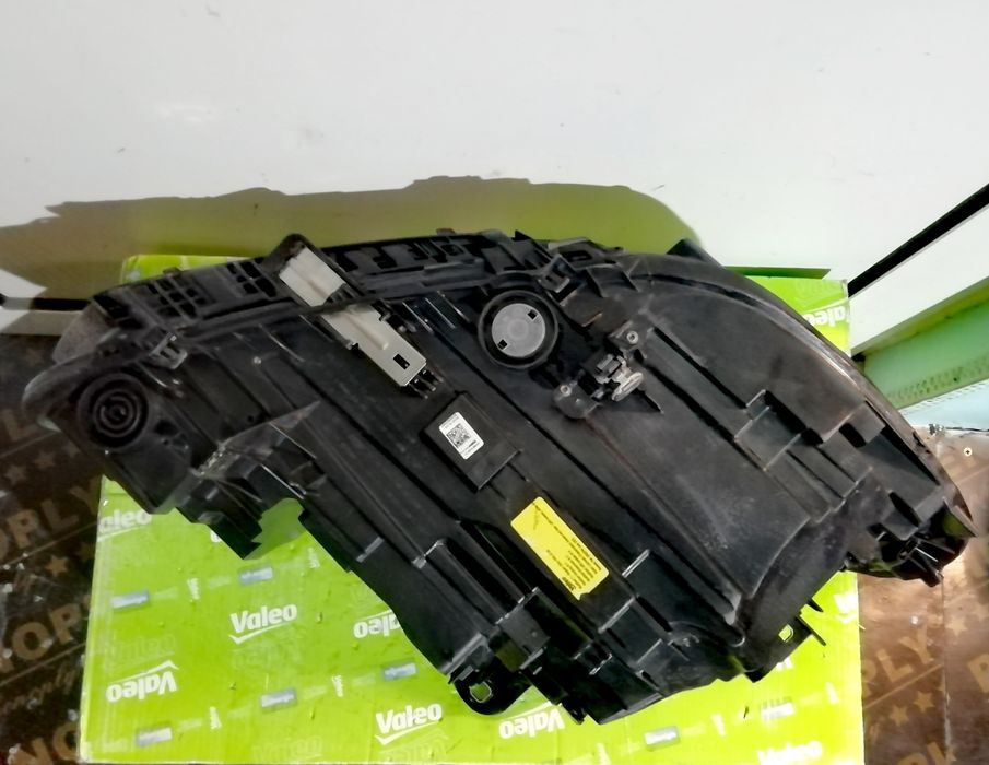 Фар Фарове за BMW 1 F40 / БМВ 1 Ф40 BMW LED.