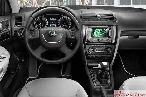 Inchiriere auto Bucuresti Rent a car AEROPORT, cutie AUTOMATA