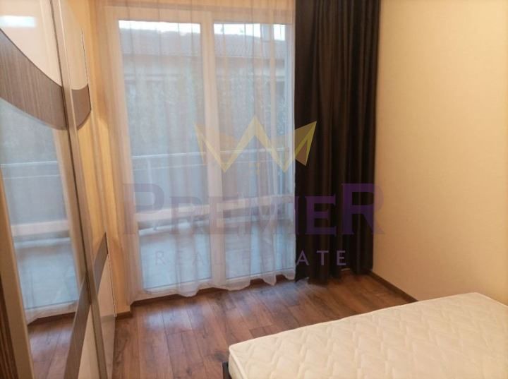 Дава се под наем Двустаен апартамент в Варна, Аспарухово - 59 кв.м за 438.6 € - Снимка #3