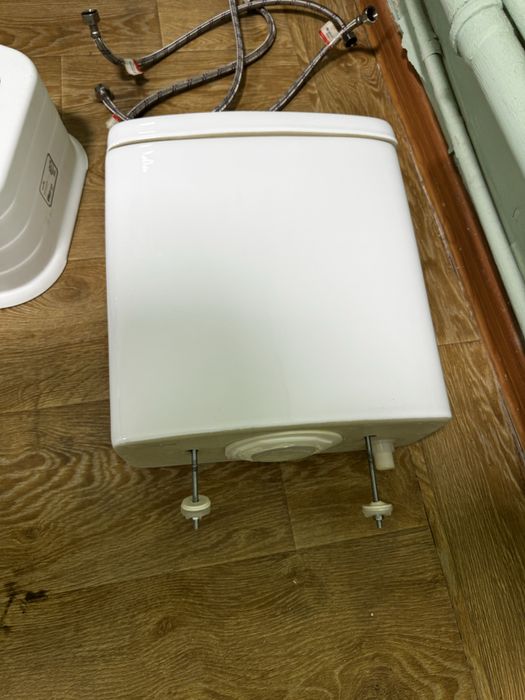 Унитаз в отличном состоянии