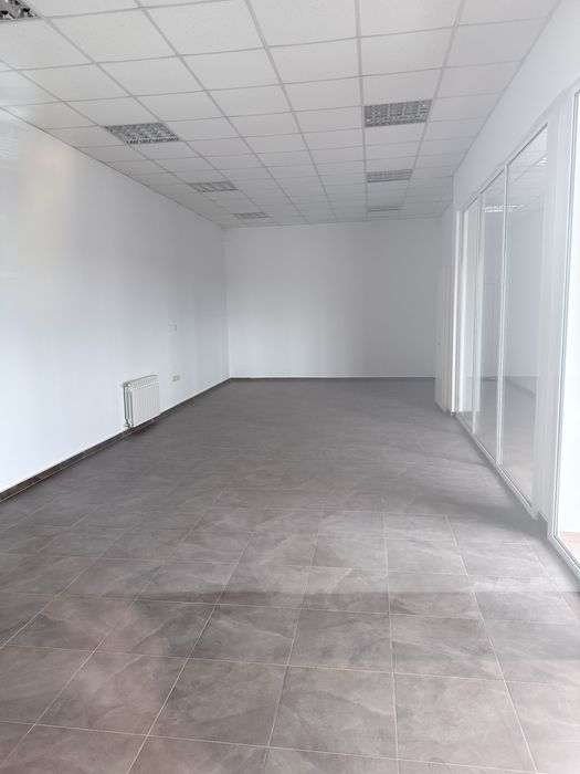 Дава се под наем Офис в София, Дружба 2 - 150 кв.м за 612 € - Снимка #3