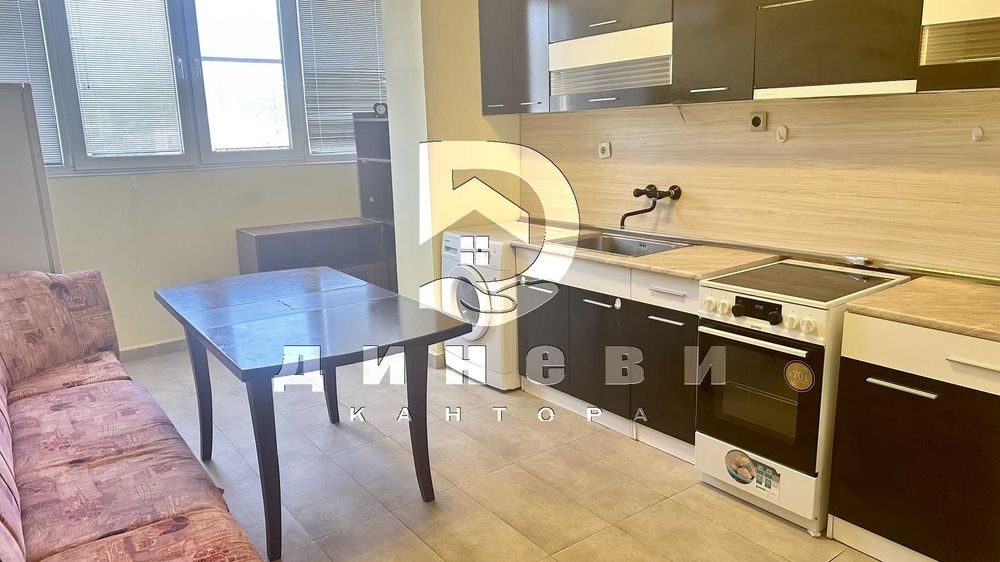 Продава се Тристаен апартамент в Стара Загора, Кольо Ганчев - 71 кв.м за 1014 €/кв.м - Снимка #2