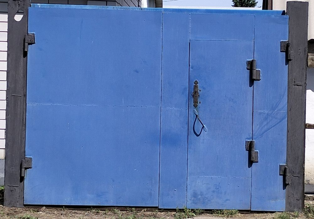 Продам гаражные ворота