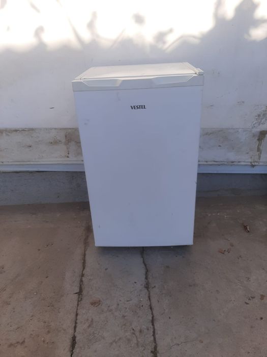 Холодильник сатылады