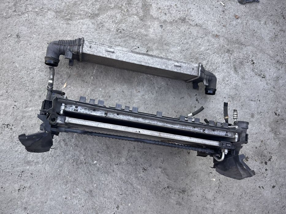 Радиатор /Воден и климатичен/ и интеркулер Мерцедес C-W204 и Е-W212