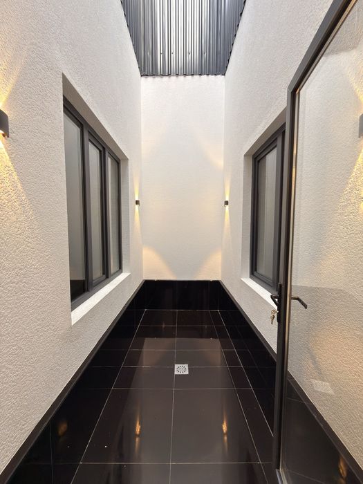 Дом 1.7 сот, 4 комнаты + холл, 2 санузла — центр Сергели