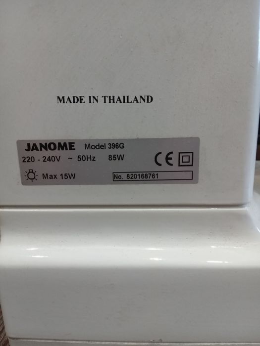 Швейная машинка JANOME