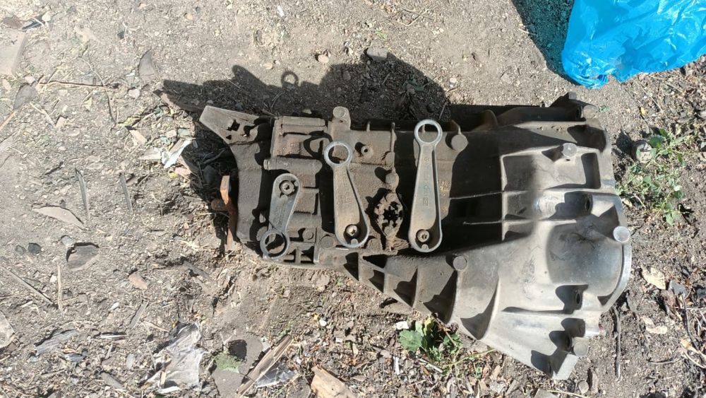 Коробка на мерседес С