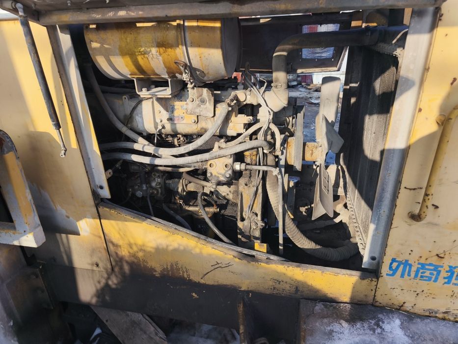 Продам погрузчик 3х кубовый