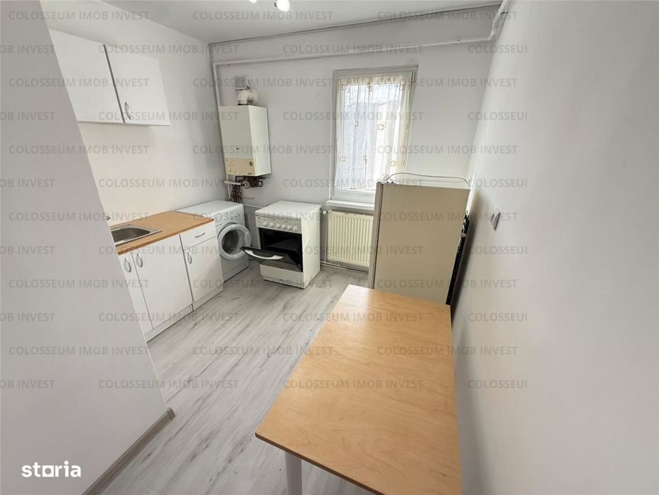 Astra - Soarelui garsoniera decomandata bloc de apartamente — fotografia 3
