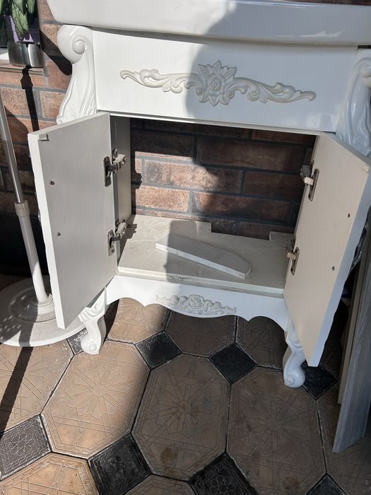 Тумба с раковиной