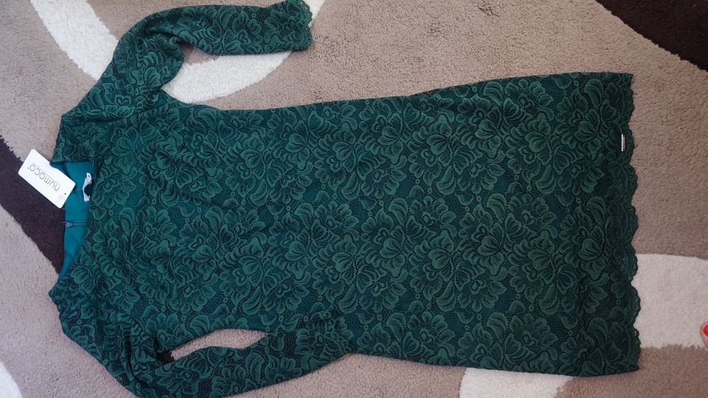 Продавам нова рокля!