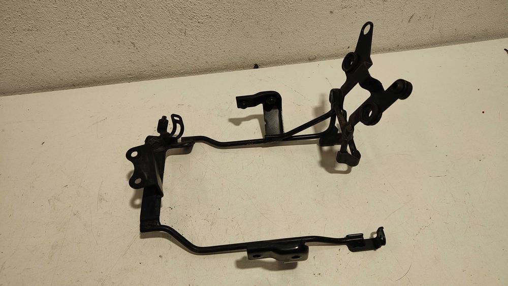 Aproape orice piesa Yamaha FZ6S Fz6N 2004+