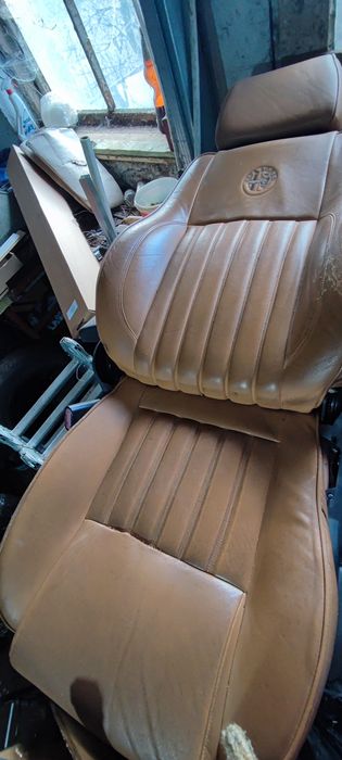 Алфа 156 седан Кожен салон,джанти,прагове, капак клапани,бутала, глава