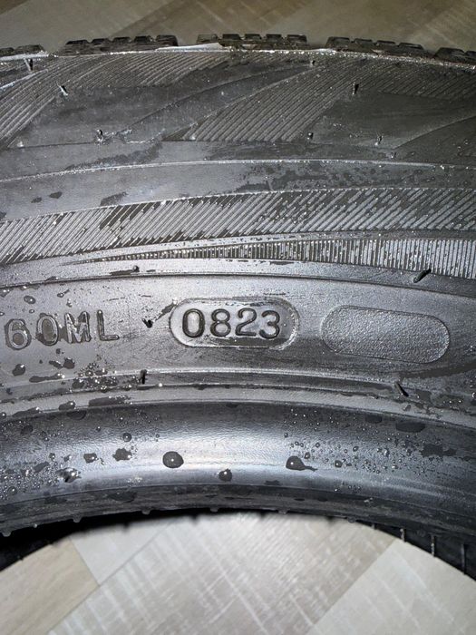 Продам шины 235/60/R18