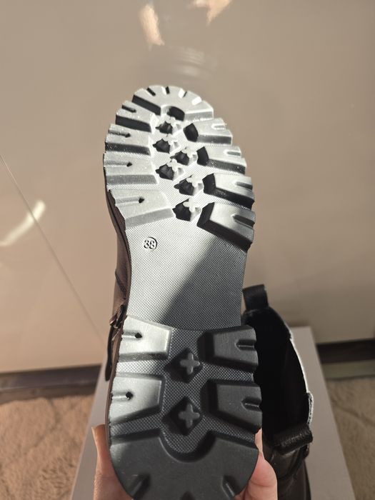 Ghete Chelsea cu lanț din piele naturala