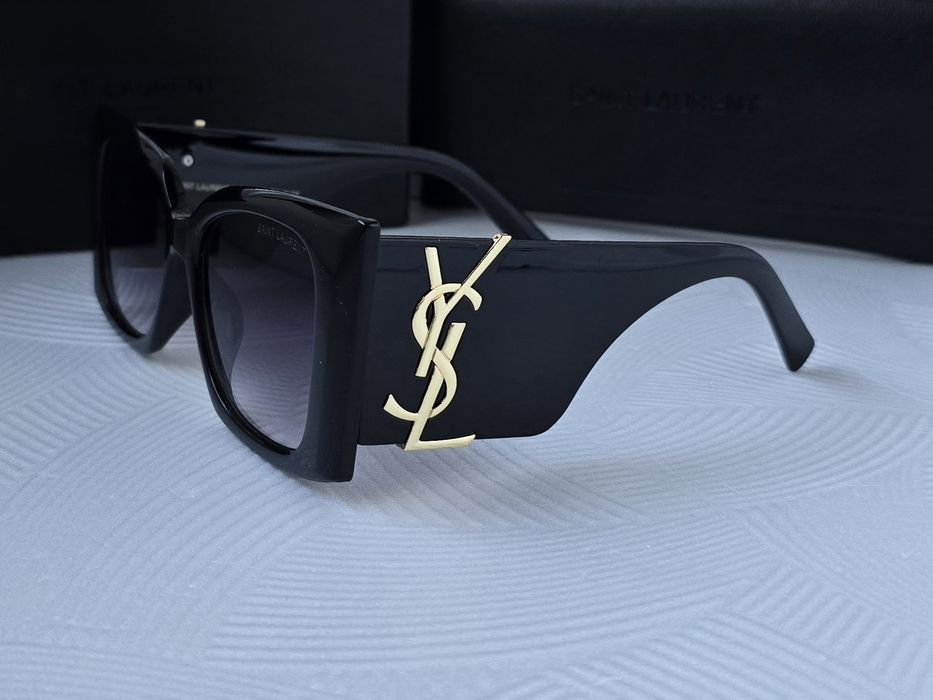 Дамски слънчеви очила правоъгълни