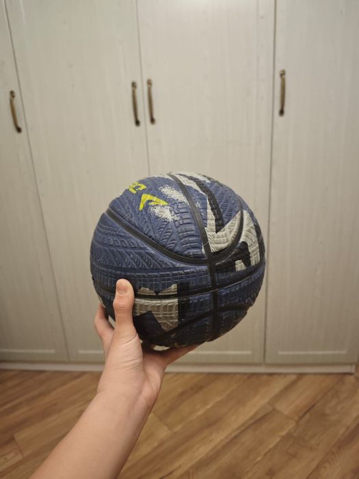 Мяч баскетбольный