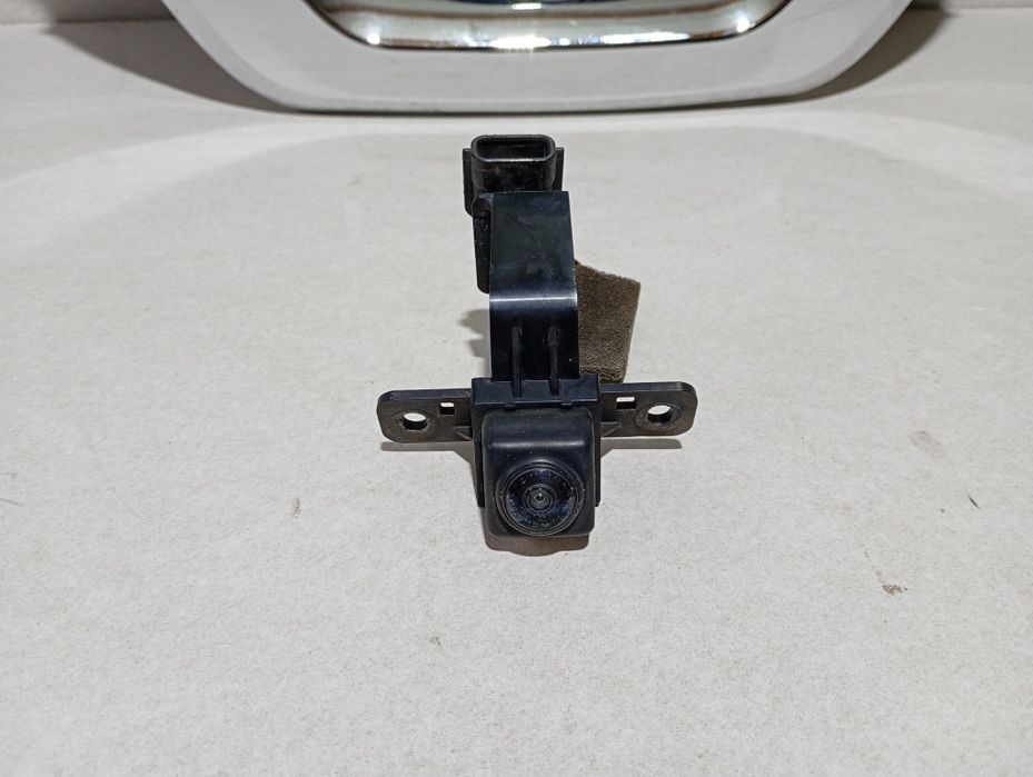 Grila centrala bara fata Nissan juke facelift camera