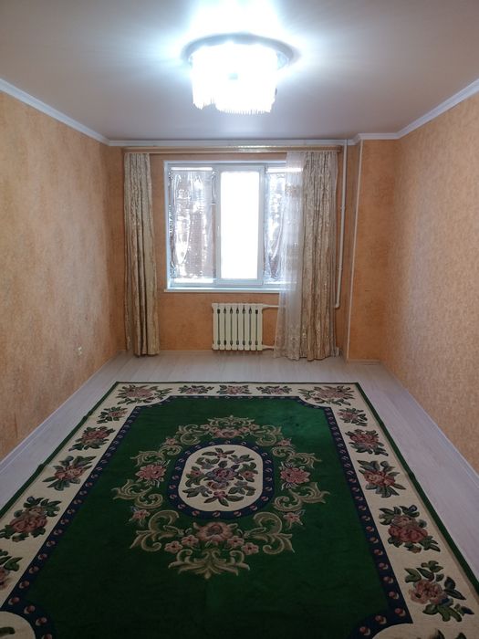 Продам ковер. Кілем сатылады.