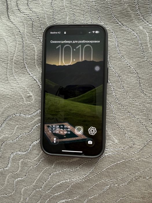 Iphone 14pro с гарантиеи