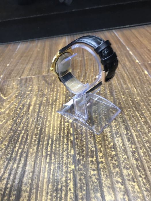 POLJOT ssr soati sotiladi