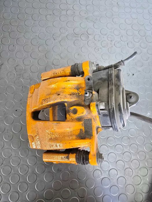 Заден десен спирачен апарат за Audi SQ / RSQ 8 2022g с моторче