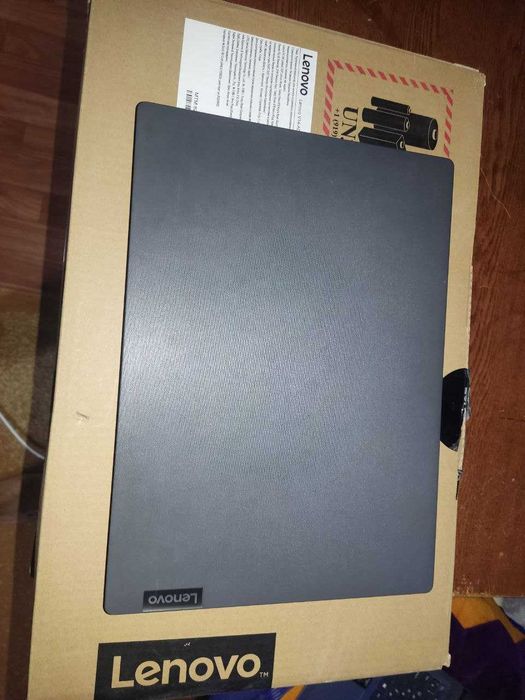 Ноутбук Lenovo V-14