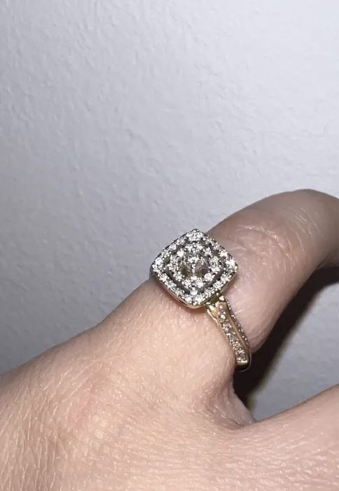 Бриллиантовое кольцо