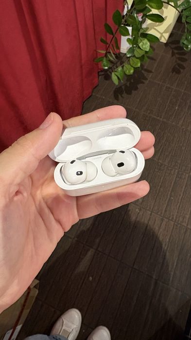 Apple AirPods Pro 2