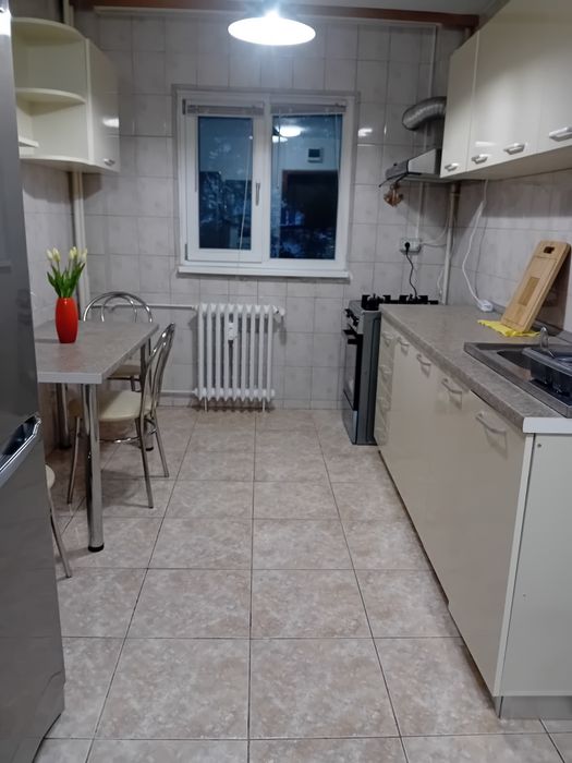 Ofer spre închiriere apartament 2 camere Crangasi/4 min.Metrou Crangasi/zona liniștită