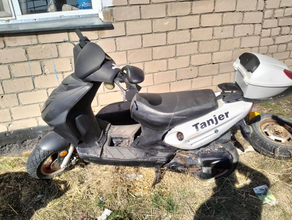 СРОЧНОООО в прожаде скутер