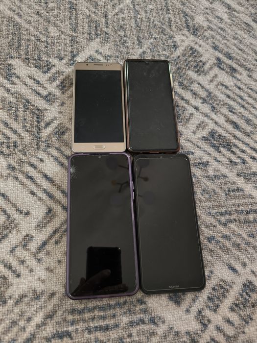iPhone XS продам